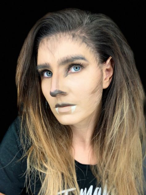 Wolf Makeup Women Easy, Wolf Costume Makeup, Makeup Halloween Easy, Werewolf Makeup, Wolf Makeup, Seasonal Makeup, Animal Makeup, Wolf Costume, Halloween Costumes Makeup