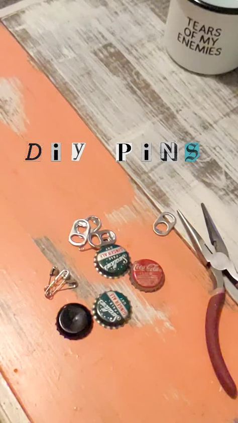 Diy Pins For Backpack Tutorial, How To Make Diy Pins For Backpack, How To Make Your Own Pins, How To Make Pins Diy, Punk Bag Diy, Punk Clothing Diy, Diy Bag Pins, How To Make Diy Pins, Punk Pins Diy