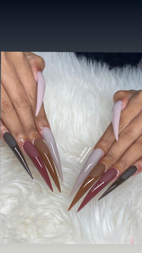 Extreme Long Nails, Fall Stiletto Nails Design, Fall Stiletto Nails, Birthday Discounts, Vampy Nails, Fye Nails, Stilleto Nails Designs, Luminous Nails, Nails And Spa