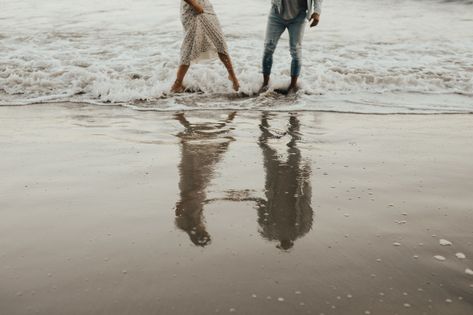 Prewedding Beach Photography, Pre Wedding Shoot Beach, Prewedding Beach Ideas, Beach Prewedding Photography, Couples Beach Photoshoot Romantic, Prewedding Photography Beach, Beach Prewedding, Couple Beach Photoshoot, Beach Couple Photoshoot