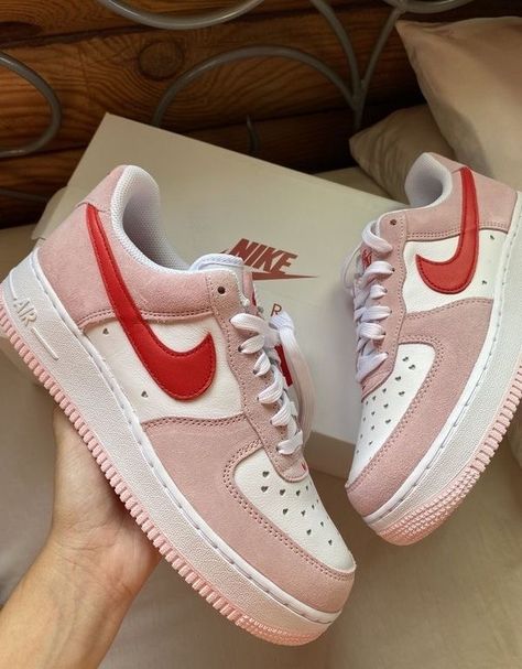 Nike Air Valentines, Valentine Nike Shoes, Valentines Nike Shoes, Pink And Red Sneakers, Nike Air Force 1 Rojos, Red And White Nike Shoes, Valentine Air Forces, Nike Love Letter, Air Force Valentines