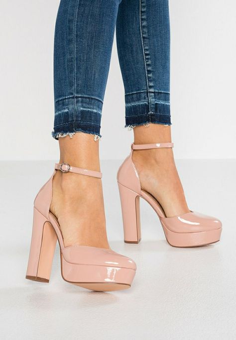 Pink High Heels Outfit, Light Pink High Heels, Pink Heels Outfit, Light Pink Heels, Light Pink Shoes, Pink Platform Heels, Mode Shoes, Nude High Heels, Shoes Heels Classy