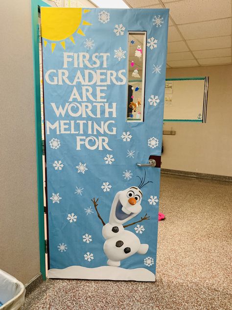 Olaf Classroom Door, Holiday Classroom Door Decorations, Frozen Classroom, Holiday Classroom Doors, Winter Door Decorations Classroom, Winter Classroom Door, Door Classroom, Classroom Door Decorating, Preschool Creative Art