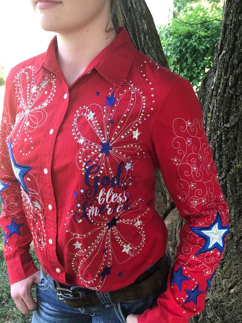 Rodeo Queen Shirts Diy, Western Competition Shirts, Rodeo Queen Shirts, Interview Outfit Skirt, Rodeo Queen Outfits, Rodeo Queen Clothes, Horsemanship Shirt, Queen Clothes, Showmanship Jacket