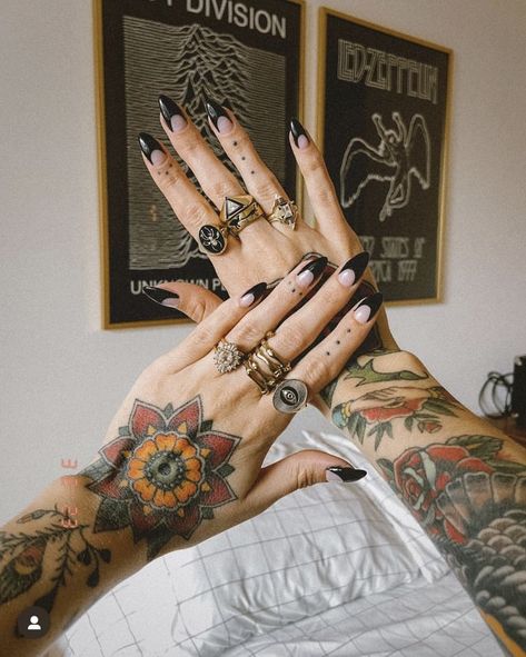 Libra Szn Nails, Bmth Inspired Nails, Tattoo Artist Nails, Alternative Spring Nails, Tattoo Inspired Nails, Bmth Nails, Glam Rock Nails, French Nail Inspiration, Sammi Jefcoate Nails