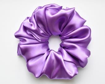 Purple Scrunchie, Silk Scrunchies, Hair Accessories Collection, Handmade Hair Bows, Purple Satin, Color Pencil Art, Purple Silk, Pastel Purple, Diy Hair Accessories