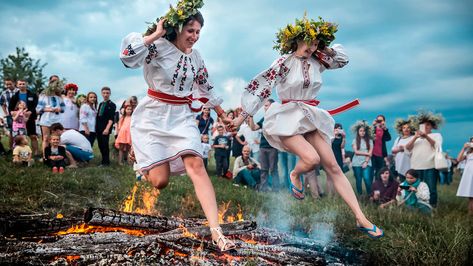 Pagan Beliefs, Slavic Paganism, Slavic Mythology, Ukrainian Clothing, Ukrainian Art, Folk Dresses, Beltane, Summer Solstice, Day 7