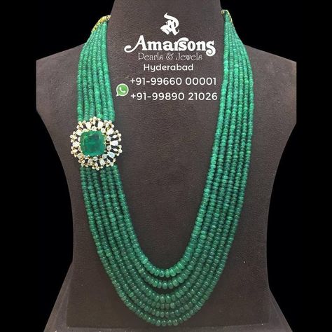 Diy Beaded Jewelry Ideas, Beaded Jewelry Ideas, Amarsons Jewellery, Emerald Beads Necklace, Diy Beaded Jewelry, Ruby Jewelry Necklaces, Green Jewellery, Pendant Sets, Pearl Necklace Designs