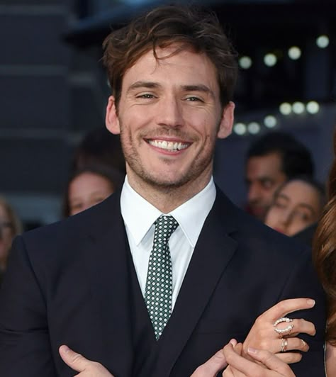 Sam Claflin Pirates Of The Caribbean, English Actors Male, Sam Claflin 2023, Hot English Men, The Boyfriend Candidate, Sam Claflin Photoshoot, Hot Famous Male Actors, Samuel Claflin, British Actors Handsome