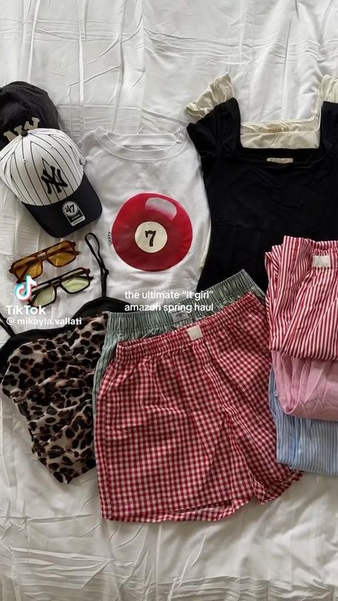 Cute and trendy Amazon finds perfect for spring and summer! Credit goes to mikayla.vallati on Tiktok :) Cute Amazon Finds Clothes, Amazon Essentials Clothing, Amazon Aesthetic Clothes, Amazon Clothes Finds, Glow Up For Summer, Amazon Finds Clothes, European Vacation Outfits, Amazon Must Haves Clothes, Skincare For Teens