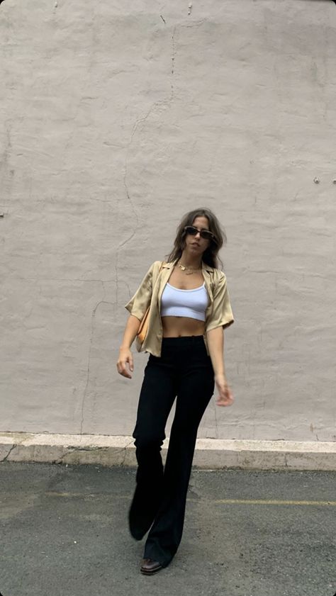 Black Flare Pants Outfit Aesthetic, Black Flare Jeans Outfit Summer, Flared Pants Outfit Aesthetic, Black Flare Pants Outfit Summer, Black Flare Jeans Outfit Aesthetic, Black Flare Pants Outfit Casual, Flare Pants Outfit Aesthetic, Black Flare Outfit, Seattle Outfits Summer