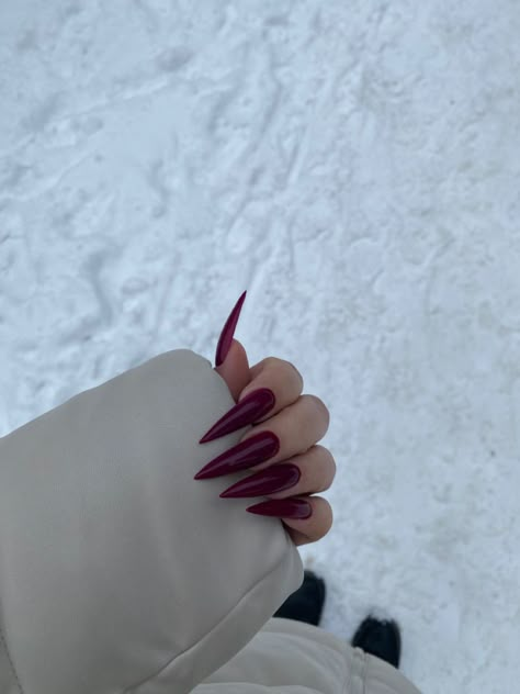 Acrylic Nails Stiletto, Long Red Nails, Sharp Nails, May Nails, Long Acrylic Nail Designs, Vintage Nails, Grunge Nails, Stiletto Nails Designs, Simple Acrylic Nails