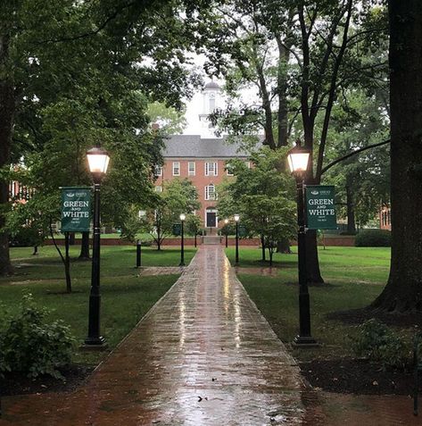 What a beautiful rainy day in Athens. Ohio University Athens Aesthetic, Athens Ohio Aesthetic, Ohio University Athens, Beautiful Rainy Day, University Aesthetic, Athens Ohio, Building Aesthetic, Ohio University, College Experience