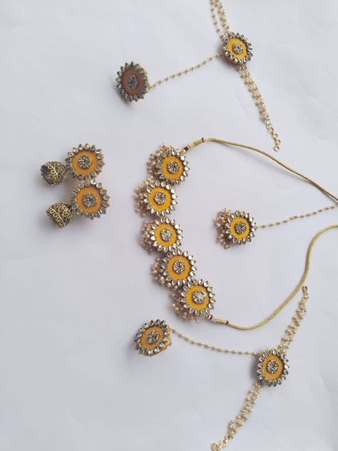 Full set for haldi ceremony Colors can be customized Jewellery For Haldi Ceremony, Handmade Haldi Jewellery, Haldi Ceremony Jewellery, Earrings For Haldi, Diy Kundan Jewellery, Jewellery For Haldi, Haldi Jewellery, Cloth Jewellery, Flower Jewelry Designs