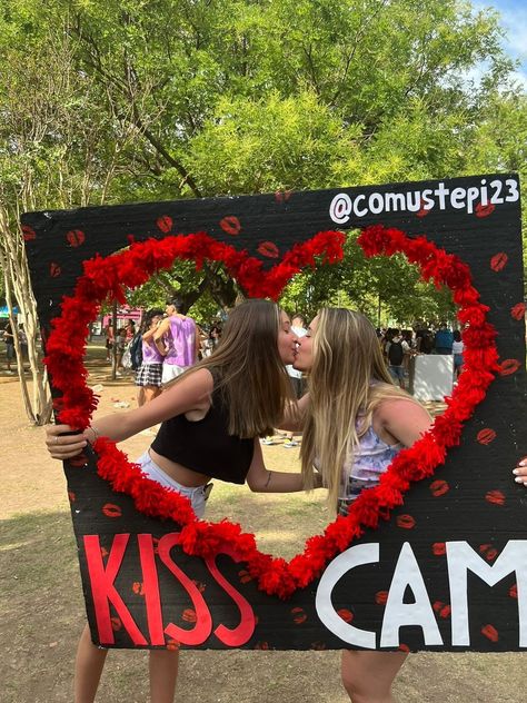 Kiss Cam Poster Board, Cardboard Photo Frame, Party Photo Frame, Kiss Cam, Fifteenth Birthday, Party Frame, Brown Hair Looks, Bday Party Theme, Drunk In Love