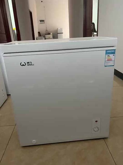 Deep Freezer In Kitchen, Deep Freezer, Hvac Technician, Delivery Pictures, Kitchens And Bedrooms, Refrigerator Freezer, Refrigerator