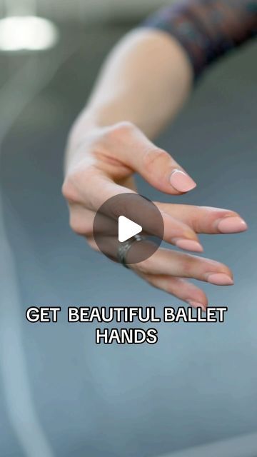 Ballet Hands Position, Ballet Arm Positions, Ballerina Arms, Ballet Hands, Pencil Trick, Ballet Practice, Ballet Positions, Ballet Lessons, Ballet Teacher