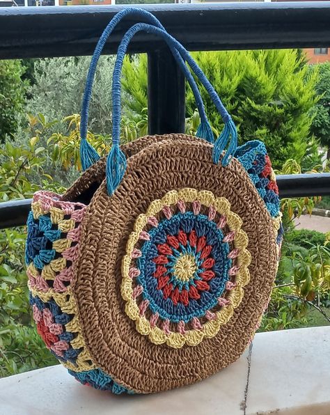 Crochet Circle Pattern, Crochet Clutch Bags, Crochet Placemat Patterns, Crochet Cushion Cover, Crochet Bag Tutorials, Crochet Circles, Crochet Handbags Patterns, Crochet Fashion Patterns, Crochet Bags Purses