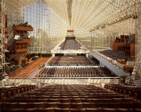 Crystal Cathedral, USA. Architect: Philip Johnson. Image Courtesy of American Seating Crystal Cathedral, Philip Johnson, Glazed Glass, Cathedral Architecture, Sacred Architecture, Religious Architecture, Garden Grove, Famous Architects, Sacred Space