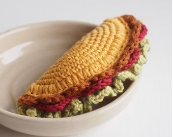 Crochet Pasta, Crochet Taco, Childrens Play Kitchen, Spindle Crafts, Crochet Food, Spark Creativity, Spaghetti And Meatballs, Fun Crochet Projects, Taco Tuesday