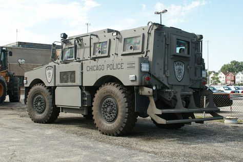 Chicago PD SWAT Truck. Alvis Stalwart, Swat Police, Future Vehicles, Police Truck, Armored Vehicle, Chicago Police, Armored Truck, Racing Design, Highway Patrol