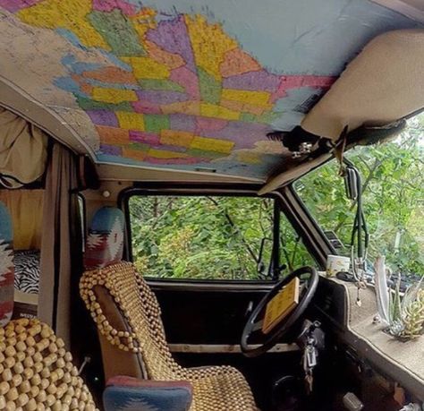 Hippy Van Aesthetic, Van Life Vintage, Inside Van Aesthetic, Inside Van Ideas, Hippy Van Life, Traveling Van Aesthetic, House Van Aesthetic, Bus Conversion Ceiling Ideas, Van Life Pictures