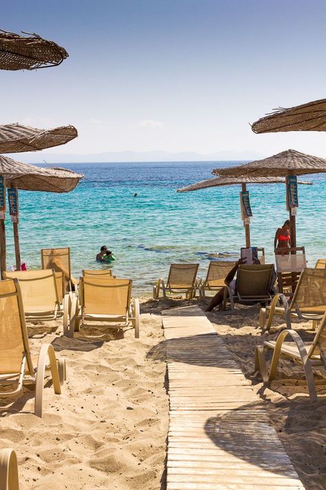 Beach in Halkidiki #greece #travel #beach Halkidiki Greece, Summer Abroad, Mediterranean Travel, Greece Beach, Thessaloniki Greece, Things To Do With Kids, Travel Beach, Thessaloniki, Greece Travel