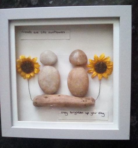 Sunflower Pebble Art, Flower Pebble Art, Bumble Bee Pebble Art, Cactus Pebble Art, Pebble Art For Sisters, Pebble Pictures, People Sitting, Pebble Stone, Drift Wood