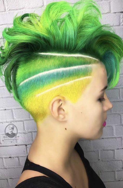 Yellow Hair Color, Haircut Women, Mohawk Hairstyles, Awesome Hair, Funky Hairstyles, Colorful Hair, Yellow Hair, Hair Colorist, Fade Haircut