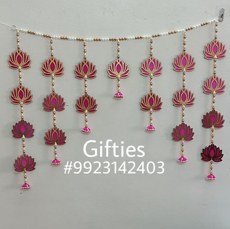 Diy Lotus Backdrop, Lotus Diwali Decor, Lotus Toran Design, Diy Lotus Wall Hanging, Lotus Hanging Decoration, Lotus Toran, Haldi Mehndi Decoration, Lotus Hanging, Mehndi Decoration