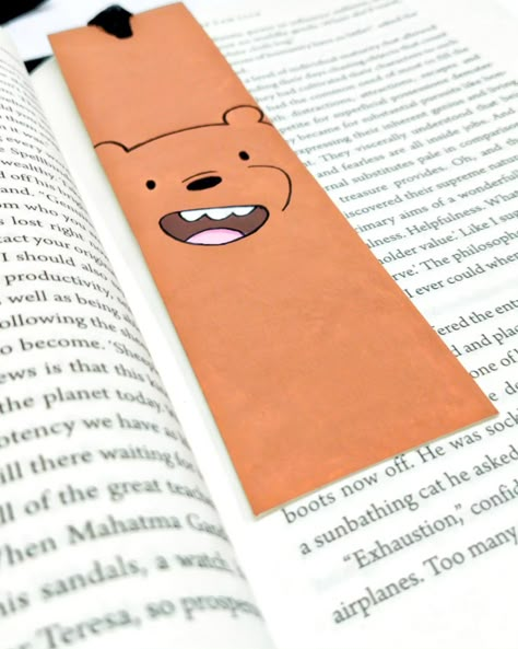 Cute Easy Bookmark Ideas, Aesthetic Book Marks Diy, Book Mark Aesthetic, Bookmarks Handmade Aesthetic, Easy Bookmark Ideas, Bare Bears Aesthetic, We Bare Bears Aesthetic, Cartoon Bookmarks, Easy Bookmarks