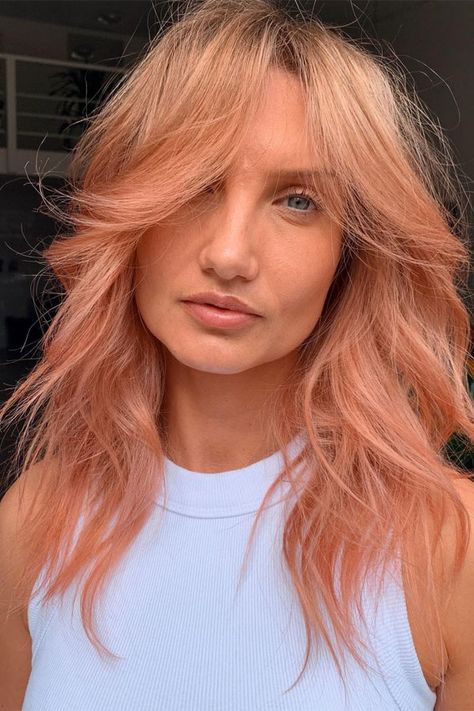 Golden Peach Hair, Beautiful Ginger Hair, Ginger Hair Color Ideas, Peach Pink Hair, Salmon Hair, Pink Peach Hair, Belinda Lee, Spiky Haircut, Pink And Orange Hair