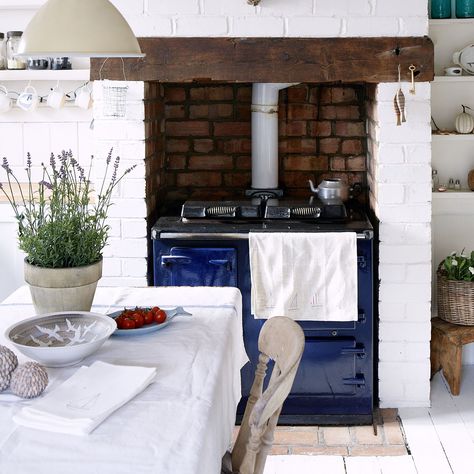 9 things only AGA owners know to be true | Ideal Home Aga Range Cooker, Aga Kitchen, English Cottage Kitchens, Aga Cooker, Planning Inspiration, Cottage Kitchens, Georgian Homes, Blue Door, Kitchen Plans