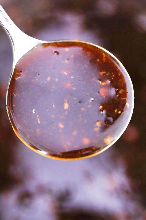 General Tso Sauce is a rich, sweet, and spicy sauce that is perfect for your stir-fry dishes! It is so easy to prepare - all done in ten minutes! #generaltso #chinese #chinesefood #generaltsosauce #sweetandsavorymeals General Tso Sauce, Sauce Video, Sweet And Spicy Sauce, Savory Meals, General Tso, Stir Fry Dishes, Asian Sauce, Marinade Sauce, Gravy Sauce