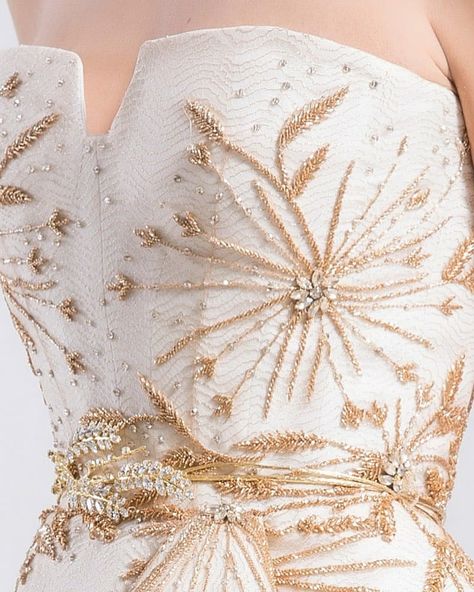 @saiidkobeisy A soothing white tone delicately embroidered with golden wheat and dandelions symbolizing purity | #SaiidKobeisy #SeedOfLife… Golden Embroidery Design, Wheat Dress, Tone On Tone Embroidery, Cute Long Sleeve Dresses, Haute Couture Embroidery, Golden Embroidery, Embellished Clothing, Golden Wheat, Fashion Embroidery