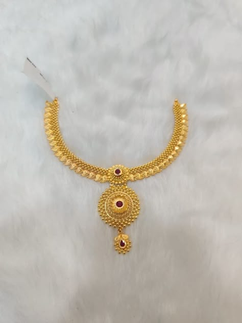 #gold #necklace #ornaments #decor #precious #jewelry #women #fashion #gorgeous #gild #chain Golden Necklace Indian, Bengali Design, Indian Gold Necklace, Indian Gold Necklace Designs, Plane Necklace, Maang Tika, Neck Pieces Jewelry, Gold Bridal Necklace, Gold Jewelry Simple Necklace