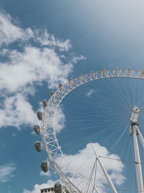 Tan Blue Aesthetic, London Blue Aesthetic, Blue London Aesthetic, French Blue Aesthetic, Blue Vision Board Aesthetic, London Eye Aesthetic, Blue Homescreen, Phone Organisation, Europe Architecture