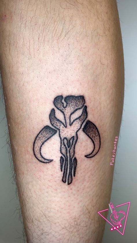 Mandalorian Symbol, Mandalorian Tattoo, Gamer Tattoos, Small Tats, Hand Poked Tattoo, Star Wars Tattoo, Poke Tattoo, Symbol Tattoos, Name Tattoos