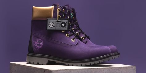 Purple Timberland Boots, Dj Kool Herc, Custom Sneakers Diy, Timberland Boots Mens, Purple Boots, Yellow Boots, Men's Formal Style, Street Style Shoes, Timberlands Shoes