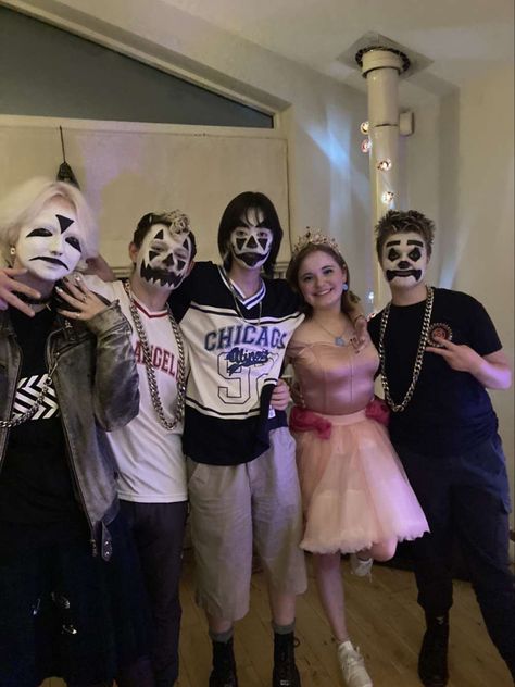 Icp Juggalo Outfit Ideas, Icp Juggalo Halloween Costume, Icp Juggalo Outfits, Icp Juggalo Face Paint, Juggalo Halloween Costume, Juggalo Outfit Ideas, Juggalo Costume, Juggalette Outfit, Jugallo Makeup