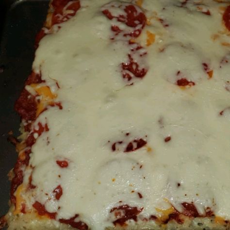 Rice Crust for Pizza Rice Pizza Crust, Rice Pizza, Rice Crust, Cheesy Rice, Recipe For 1, Leftover Rice, Low Fodmap Recipes, Fodmap Recipes, Pan Pizza