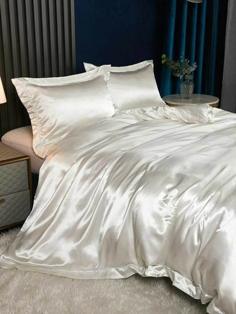 Silk Satin Bed Sheets, White Satin Bedding Aesthetic, White Satin Bedding, Silk Bed Covers, Satin Sheets Bedrooms, White Silk Bed Sheets, Satin Duvet Cover, Silk Sheets Bedroom Aesthetic, Satin Bedding Aesthetic