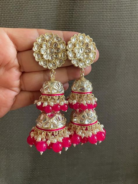 Wedding Bridesmaid Outfit, Pink Jhumka, Kundan Jhumkas, Festival Jewellery, Earrings Kundan, Hot Pink Earrings, Indian Festival, Kundan Earrings, Festival Jewelry