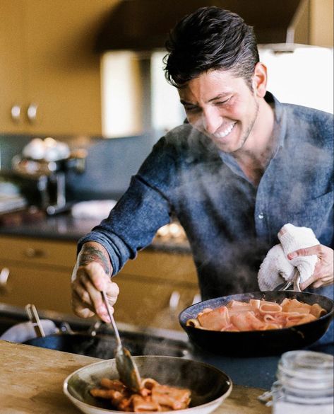 Men Cooking Photography, Cooking In The Kitchen Photography, Kitchen Chef Photography, Man Cooking Aesthetic Faceless, Man Cooking Photography, Cooking In The Kitchen Aesthetic, Cooking Aesthetic Photography, Men Cooking Aesthetic, Chef Photoshoot Ideas