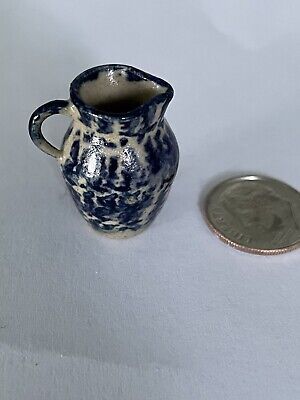 DOLLHOUSE MINIATURE POTTERY Artisan Jane Graber Pitcher 2000 1/12 $55.00 - PicClick Pottery Barn Dollhouse, Pickling Crock, Butter Churn, Miniature Pottery, Butter Crock, Miniature Collection, Hand Painted Pottery, Porcelain Lamp, Pottery Pitcher