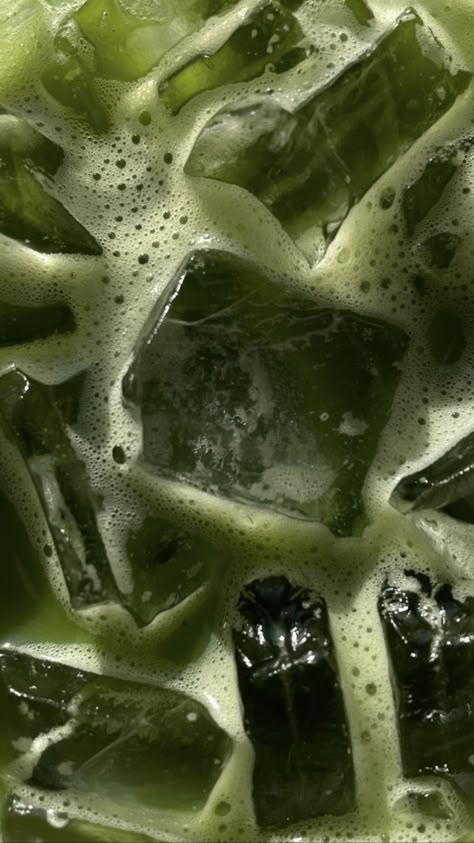 Mint Green Aesthetic, Earthy Aesthetic, Dark Green Aesthetic, Green Texture, Matcha Latte, Green Life, Ice Cubes, Green Wallpaper, Green Aesthetic