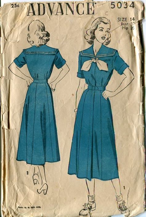 Fashion 1940s Style, Advance Patterns, 1950s Patterns, 1940s Outfits, Fashion 1940s, Dress History, 1940s Style, Saddle Shoes, Sailor Dress