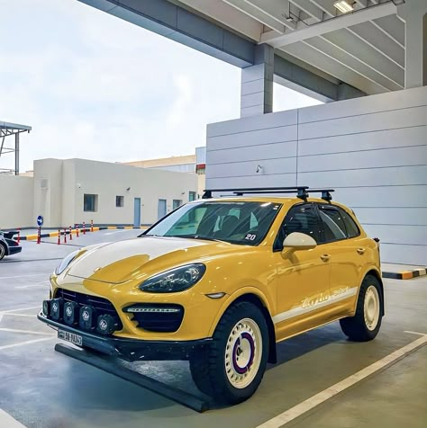 Off Road Cayenne, Porsche Cayenne Safari, Lifted Cayenne, Touareg Offroad, Cayenne Overland, Porsche Offroad, Porsche Jeep, Cars Offroad, Offroad Travel