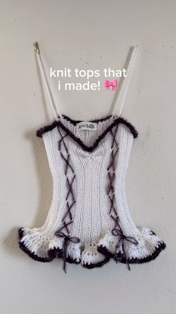 AMIIBARI on Instagram: "some tops i knit n crochet! EDIT: THESE ARE ALL SOLD. CUSTOM ORDERS OPEN NOVEMBER 10. ***these tops look small because they are displayed hanging on a wall, not stretched out on a body. they can all can fit a range of body types. i am a size L with an average/larger bust and can fit these all comfortably due to the massive stretch that knitting & crochet give! the pieces shown here have all sold to people ranging from sizes XXS-L. i make more inclusive clothing, but th Mens Slippers Crochet Pattern, Mens Slippers Crochet, Open Crochet Top, Cardigans Knitted, Crochet Slipper Pattern, Crochet Twist, Crochet Cat Pattern, Crochet Pillow Pattern, Knitting Machine Patterns