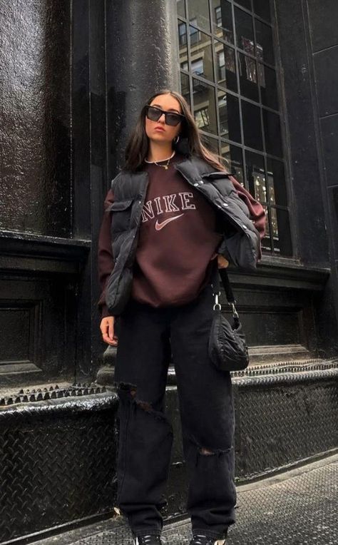 Streetwear Fashion Winter Women, Outfit Inspo Winter Street Fashion, Street Wear Winter Outfits, Street Wear Outfits Women, Winter Streetwear Women, Street Wear Winter, Streetwear Fashion Winter, California Christmas, Christmas Fits